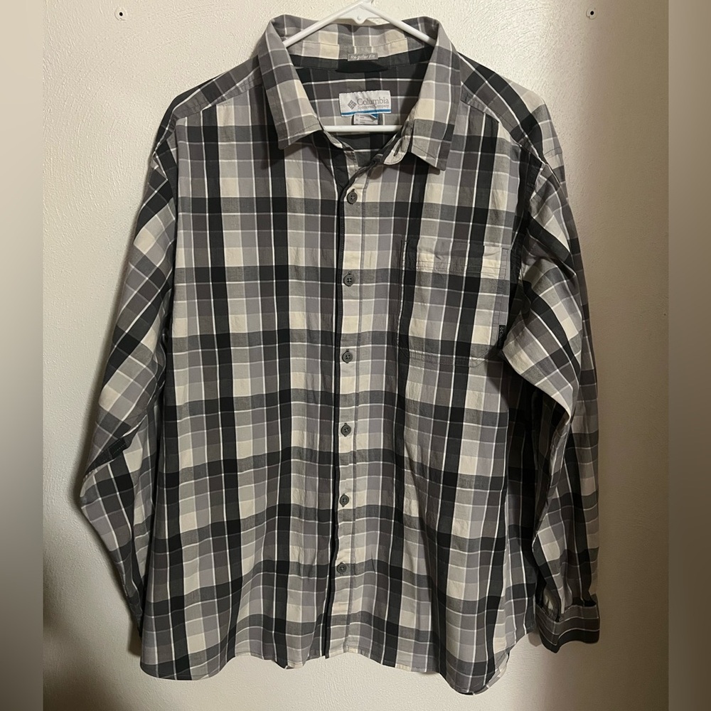 COLUMBIA Casual Classic Outdoor Plaid Button Down Shirt Grey White Mens Size XL